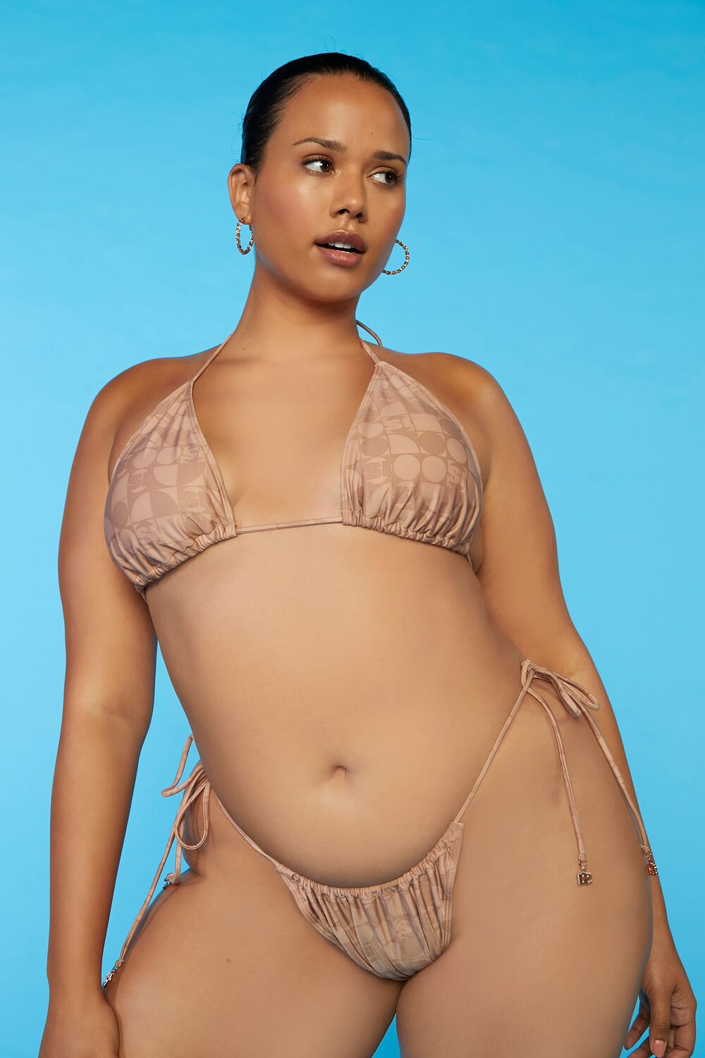 0046009501#Color_AUBURN/WALNUT